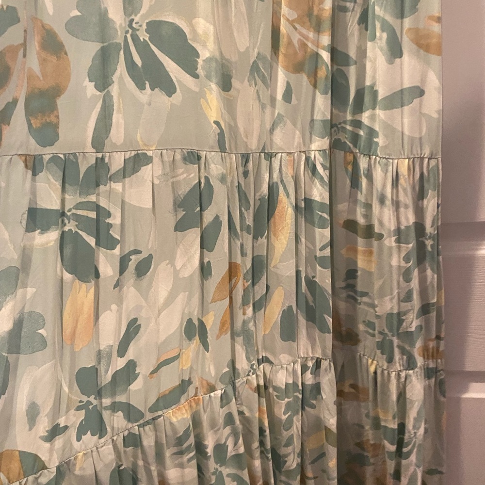 Floral Sleeveless Maxi Dress - Picture 6 of 8